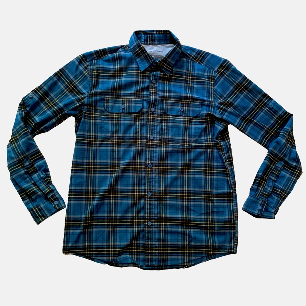 Men’s Swiss Tech Medium Long Sleeve Performamce Plaid Pattern Shirt